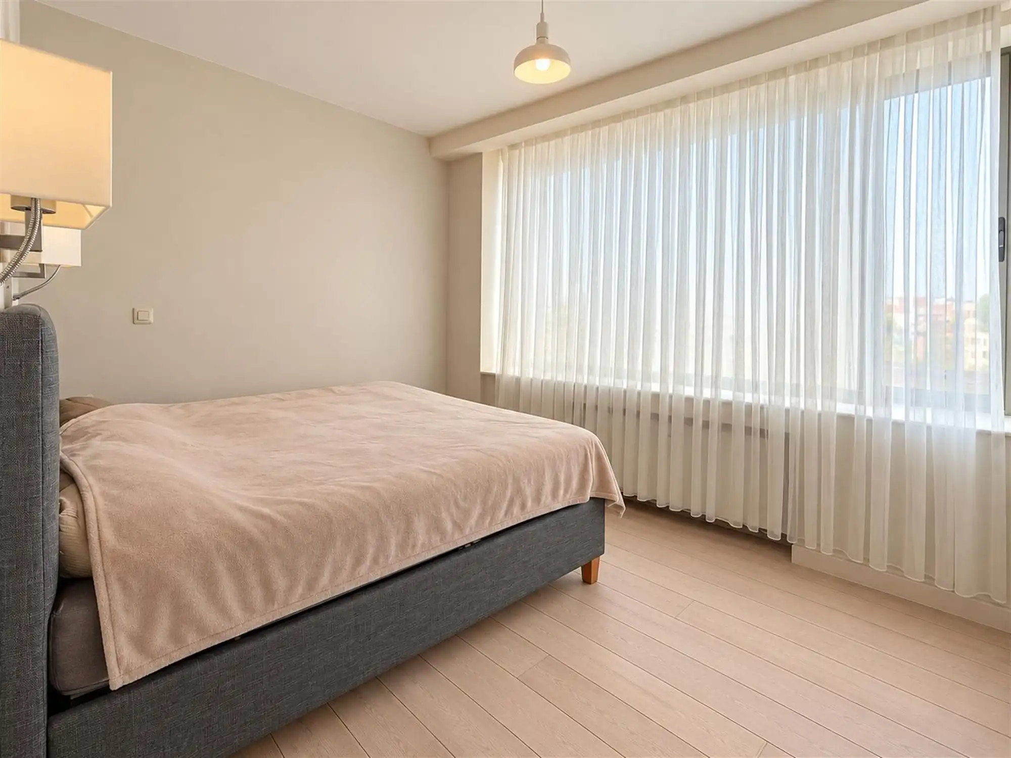 Ruim appartement met twee slaapkamers te Mechelsesteenweg foto 9