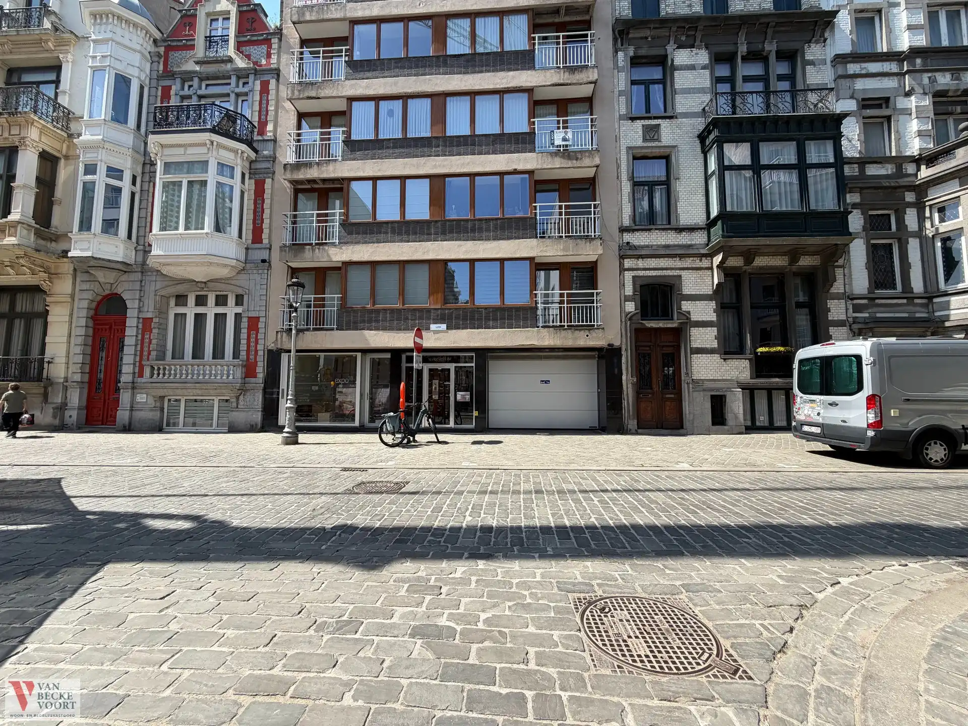 Garagebox 14m² op toplocatie Oostende foto 8
