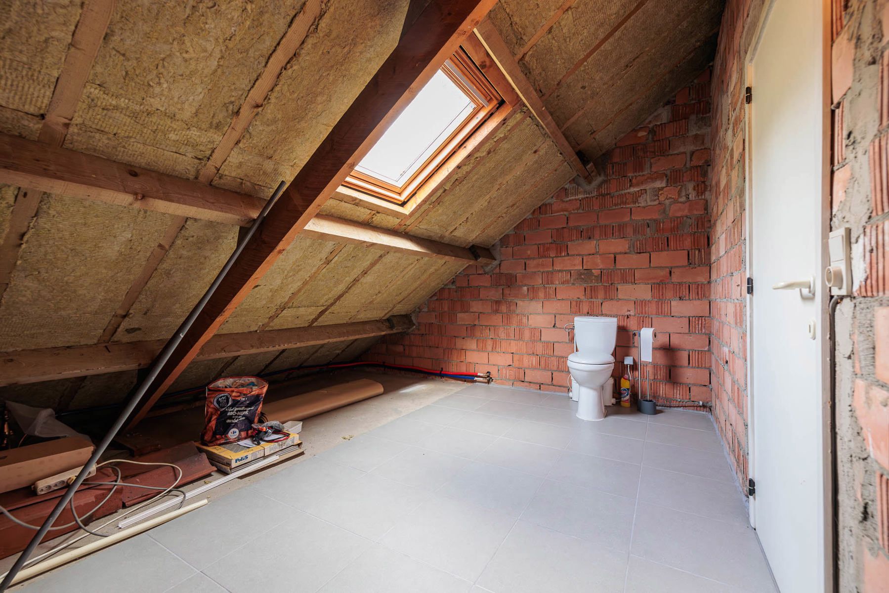 Open woning met 4slpk en volledige onderkeldering op 1.372m² foto 22