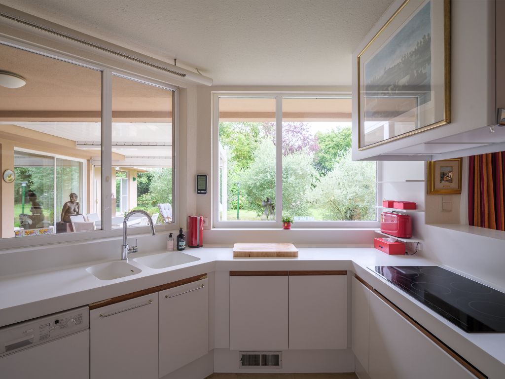 Twee uitzonderlijke bungalowvilla’s op één groen perceel van 3.241 m² in een residentiële wijk in De Pinte. foto 32