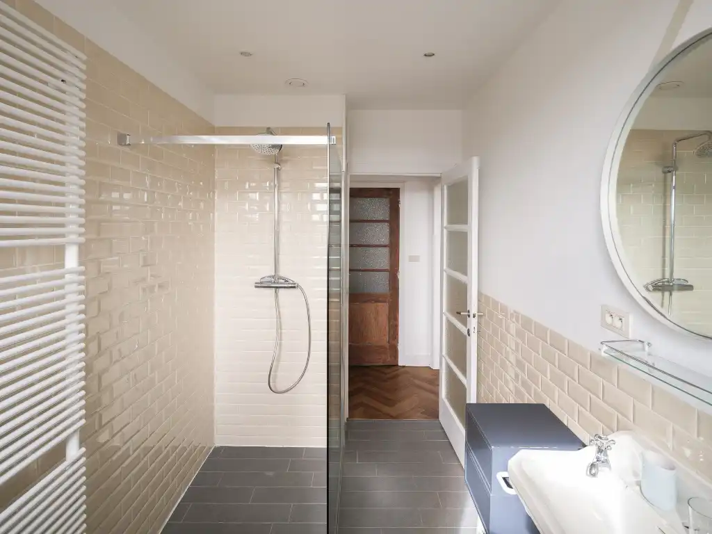 Architecturaal 3 slpk-appartement met prachtig zicht nabij het station Gent-Sint-Pieters foto 13