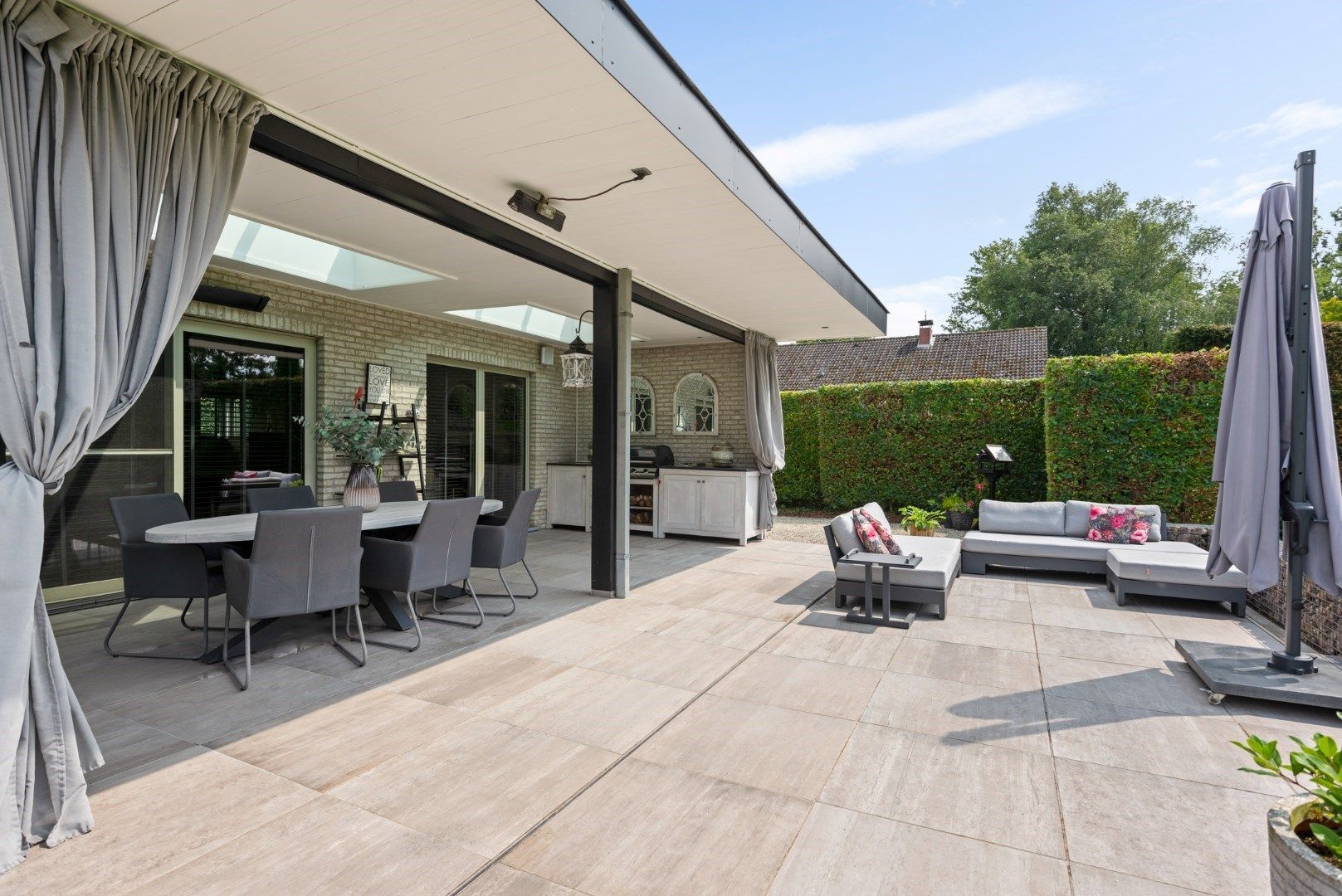 IN OPTIE. Moderne, luxueuze villa op 2115m² foto 17