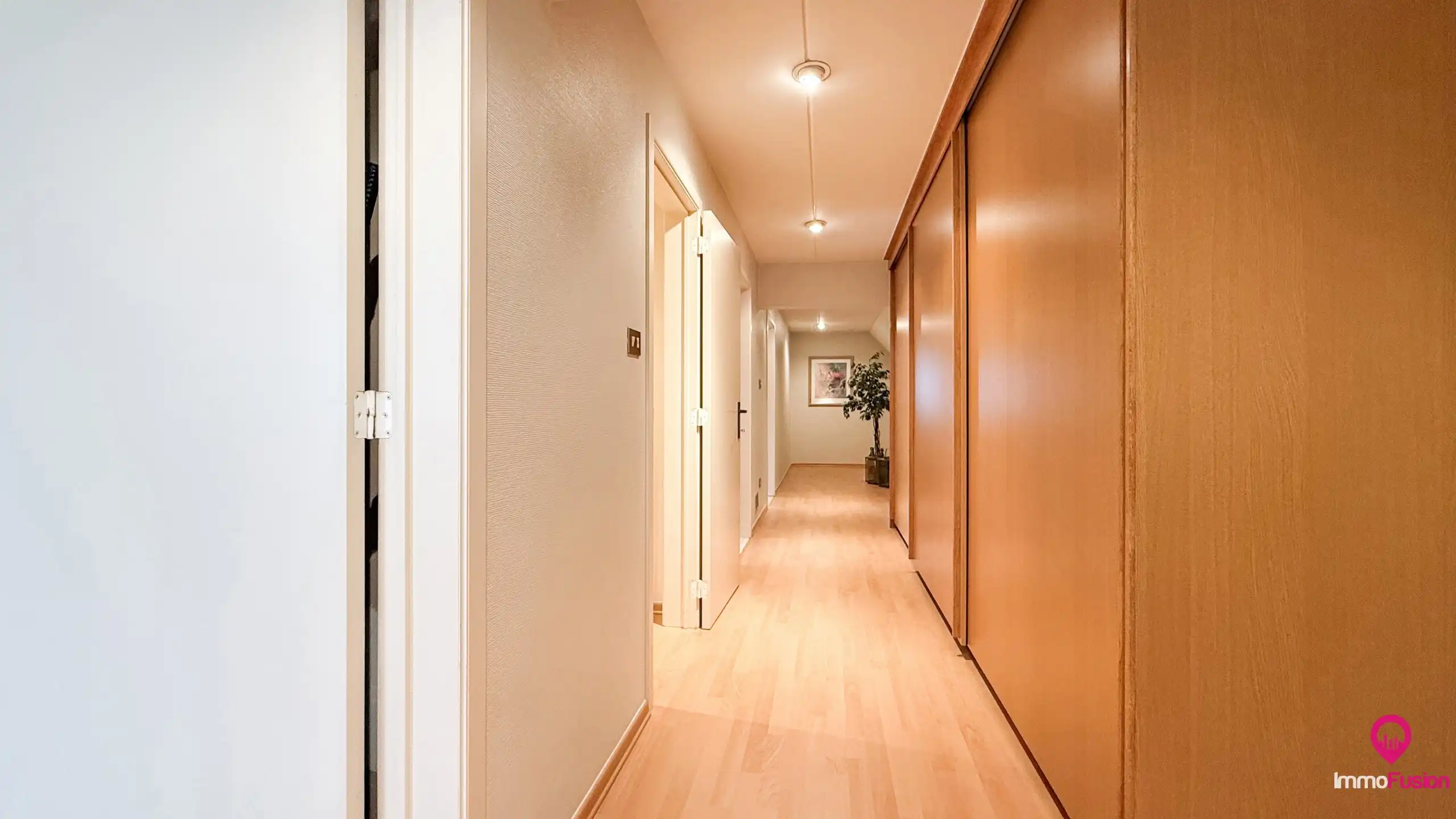 Hoog afgewerkte woning met 4 slpkms en kelder op 6are ! foto 33