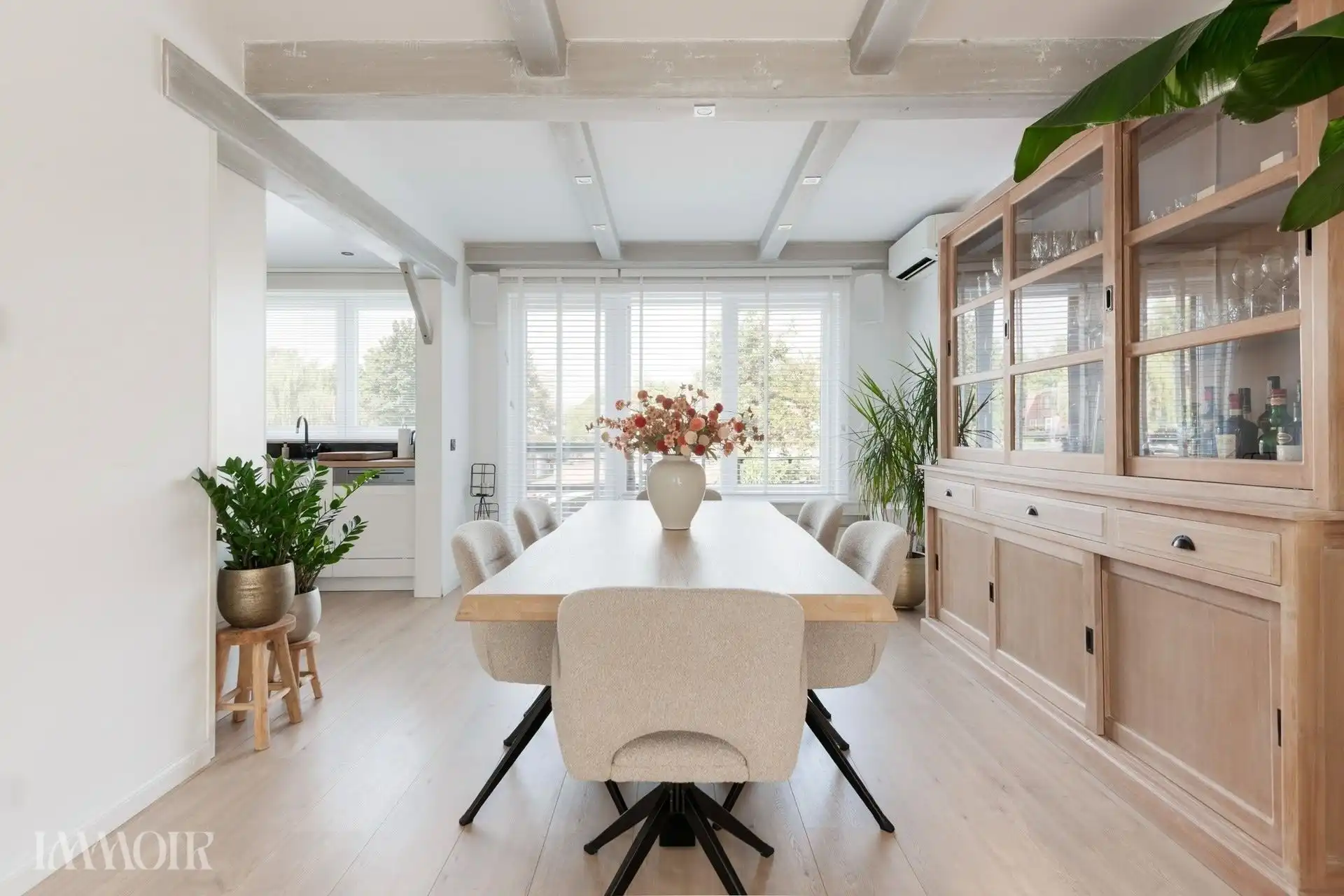 Instapklare bel-etagewoning met zonnepanelen, airco en zonnige tuin. foto 11