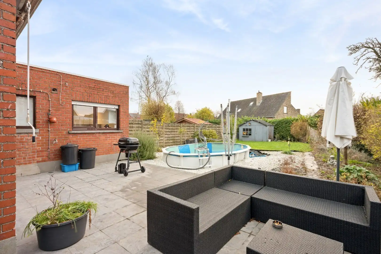 Instapklare halfopen woning met 5 slaapkamers, zonnige tuin en garage in Roeselare foto 5