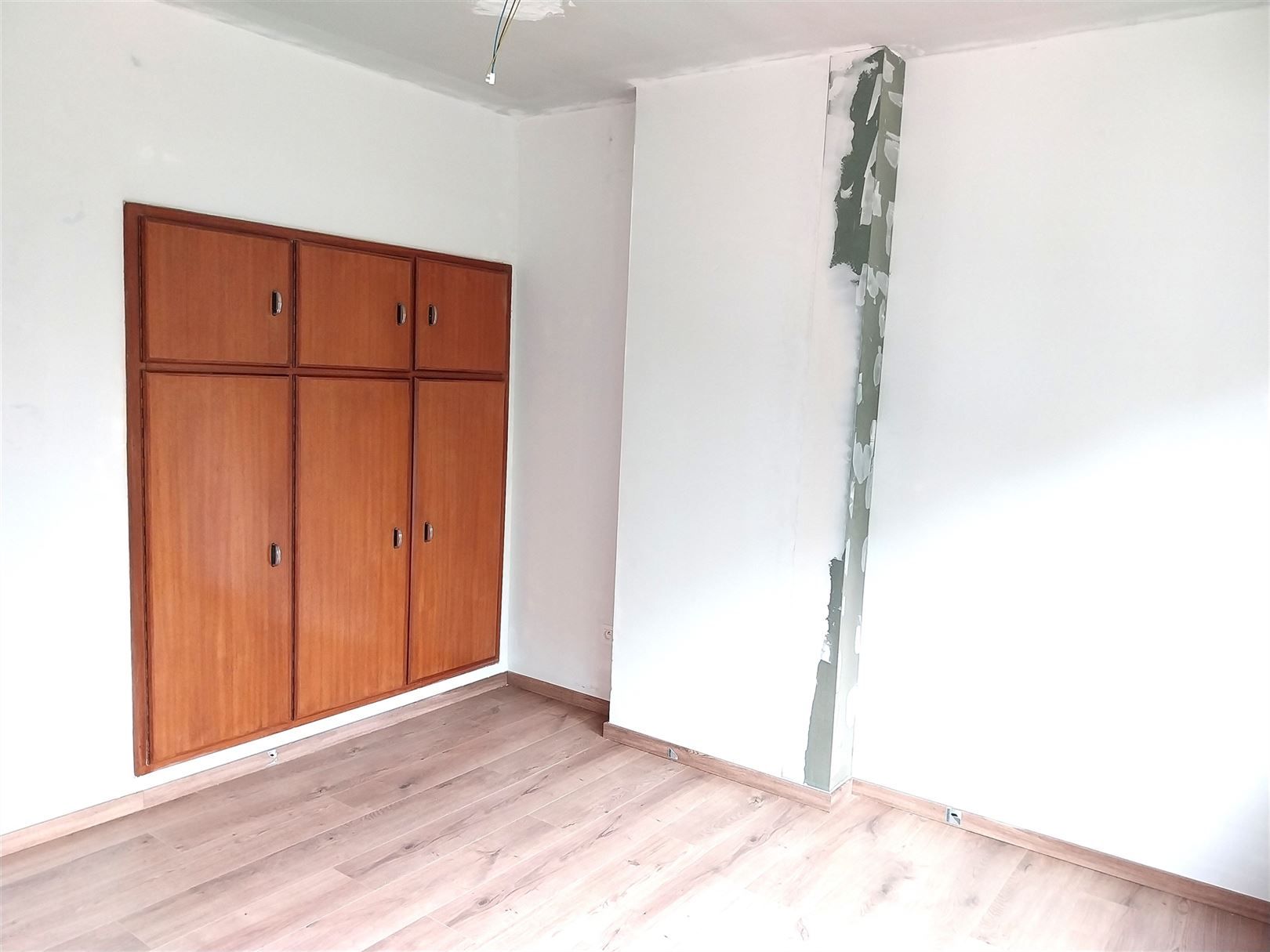TE HUUR: gerenoveerde woning met 3 slaapkamers te Paal! foto 17