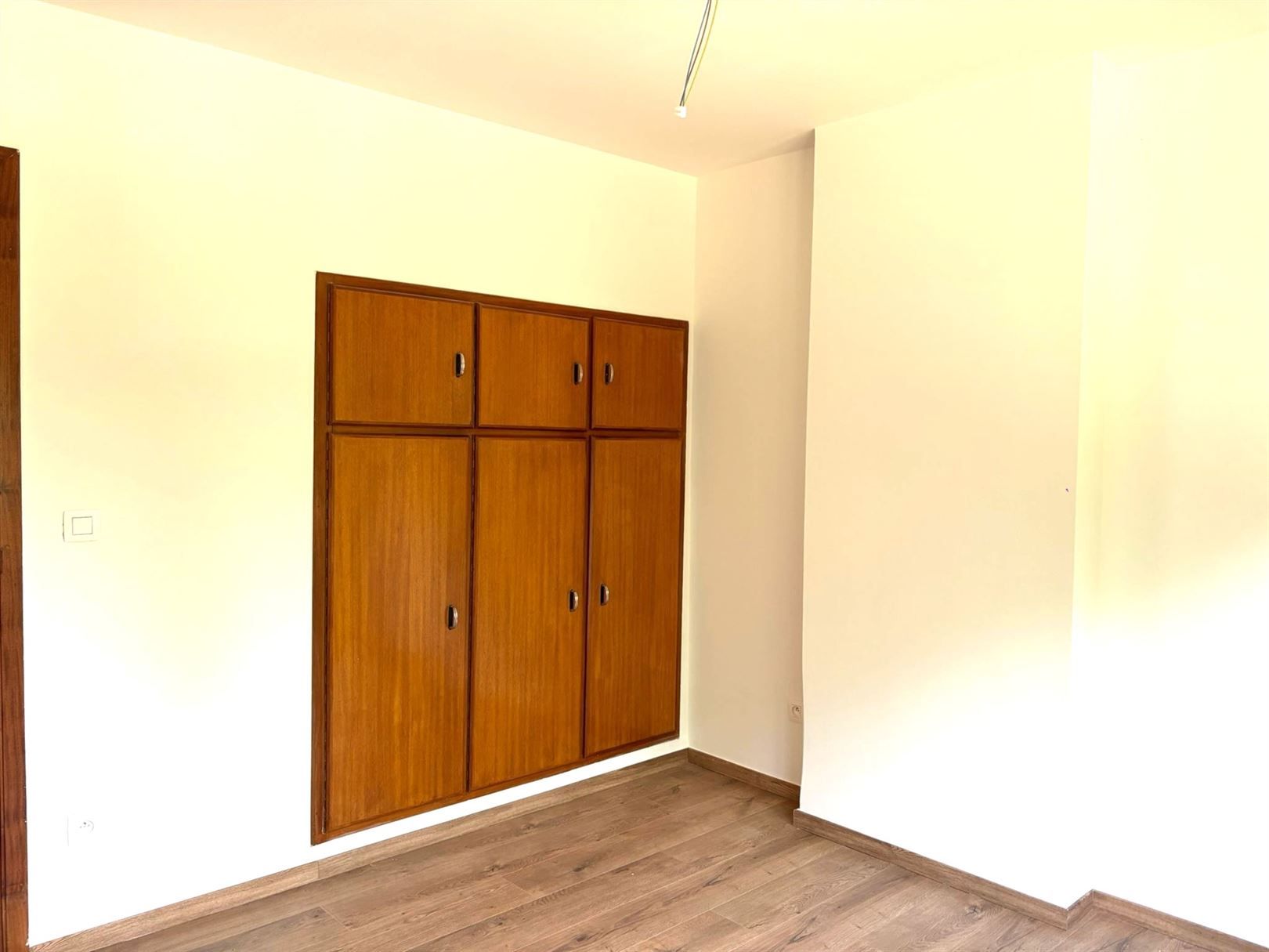 TE HUUR: gerenoveerde woning met 3 slaapkamers te Paal! foto 17