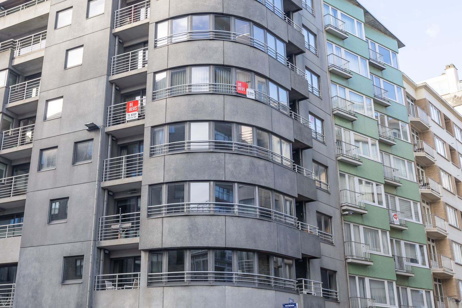 Ruim hoekappartement met 3 slpk pal aan het strand foto 15