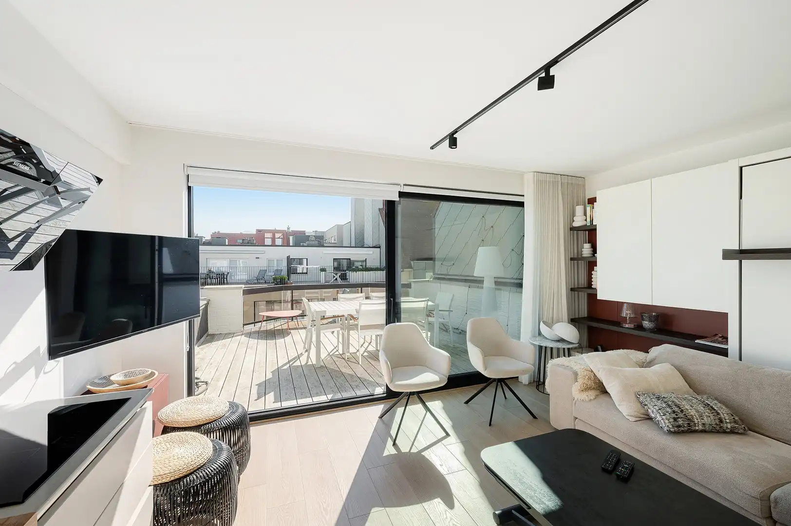 Appartement met schitterend zonneterras en zijdelings zeezicht vlakbij het Driehoeksplein in het Zoute. foto 2