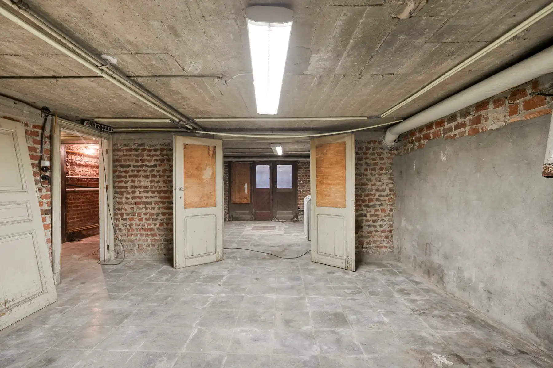 Eengezinswoning met 3 kamers, inrichtbare zolder en tuin foto 22