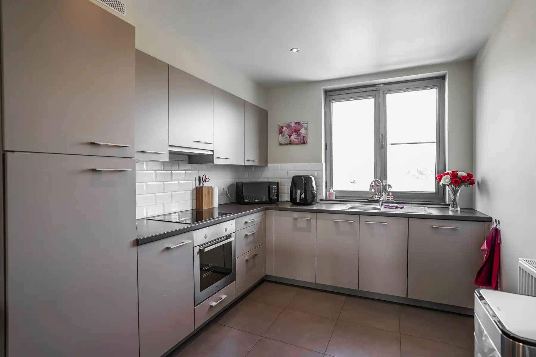 Knap duplex appartement met terras en garage te Malderen foto 10