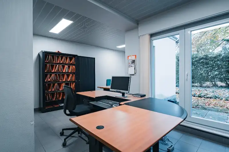 Ruim kantoor van 180 m2 met vlotte bereikbaarheid foto 6