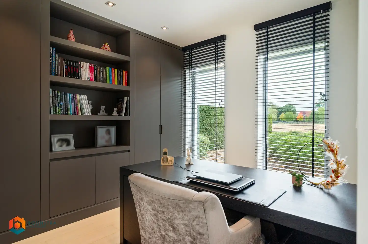 Uitzonderlijk ruime villa met 4 slpkrs en zwembad te Putte foto 11