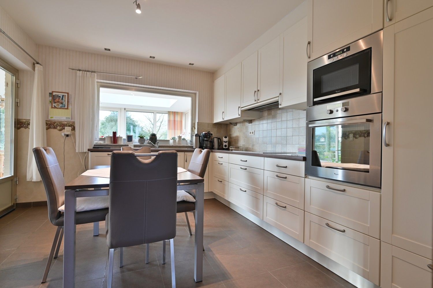 Charmante split-level bungalow met tuinkamer en uitstekende energieprestatie (label B) foto 13