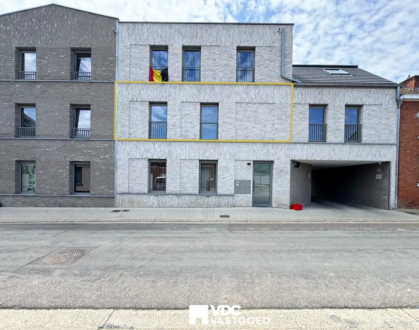 Nieuwbouwappartement met terras en autostaanplaats nabij centrum Tongeren foto 18