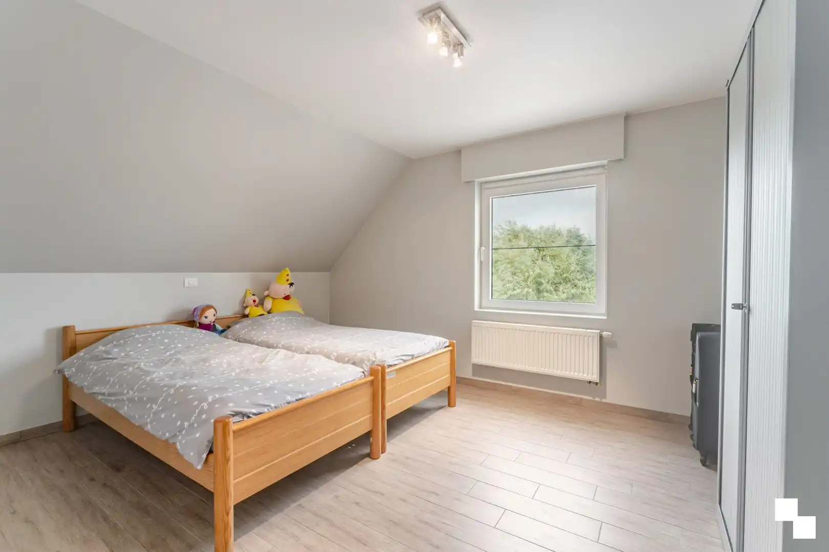 Veelzijdige eigendom met recente woning en heel wat opslagmogelijkheden te Lendelede foto 22