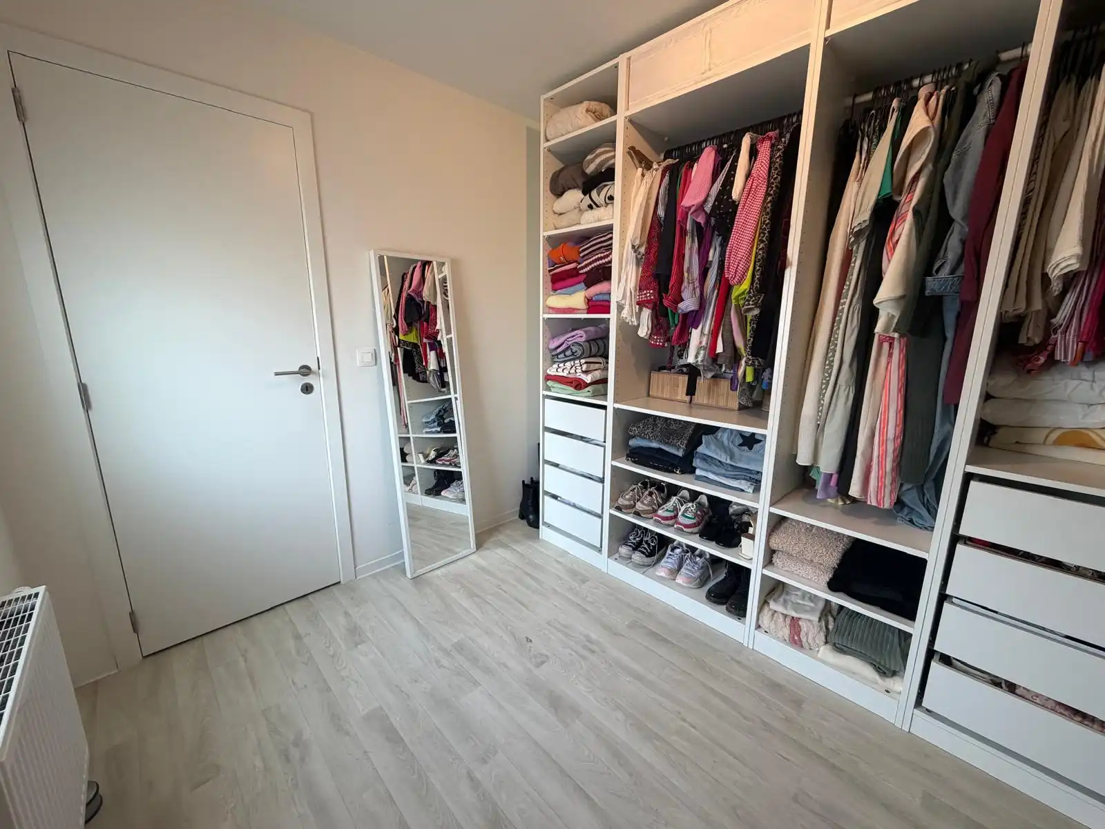 Moderne halfopen bebouwing in Schellebelle foto 5