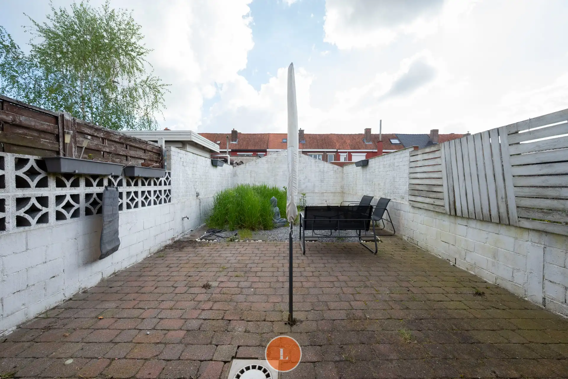 Instapklare woning met 2 slaapkamers, gezellige tuin in Menen. foto 11