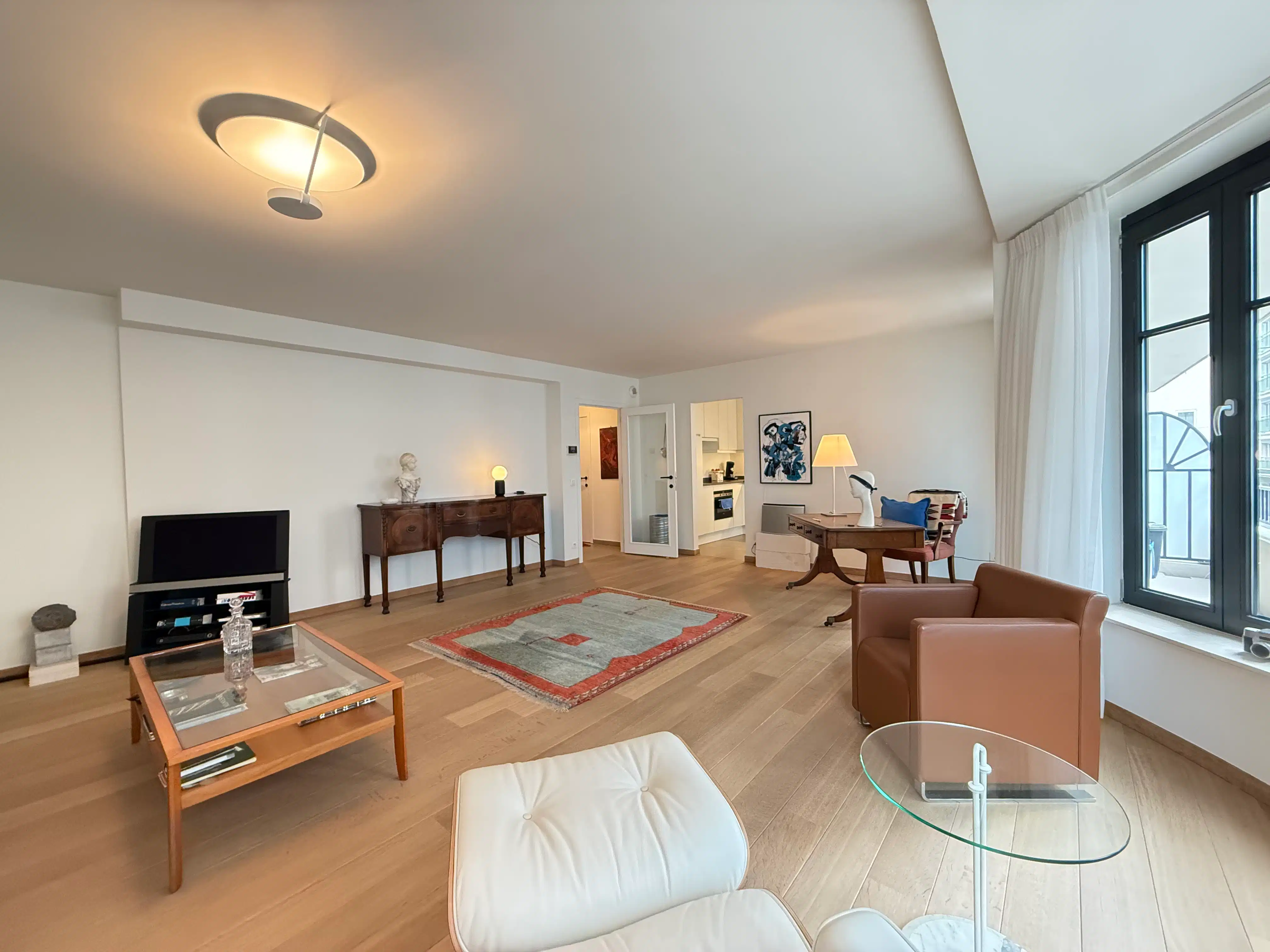 Harmonieus appartement in het bruisende stadscentrum foto 3