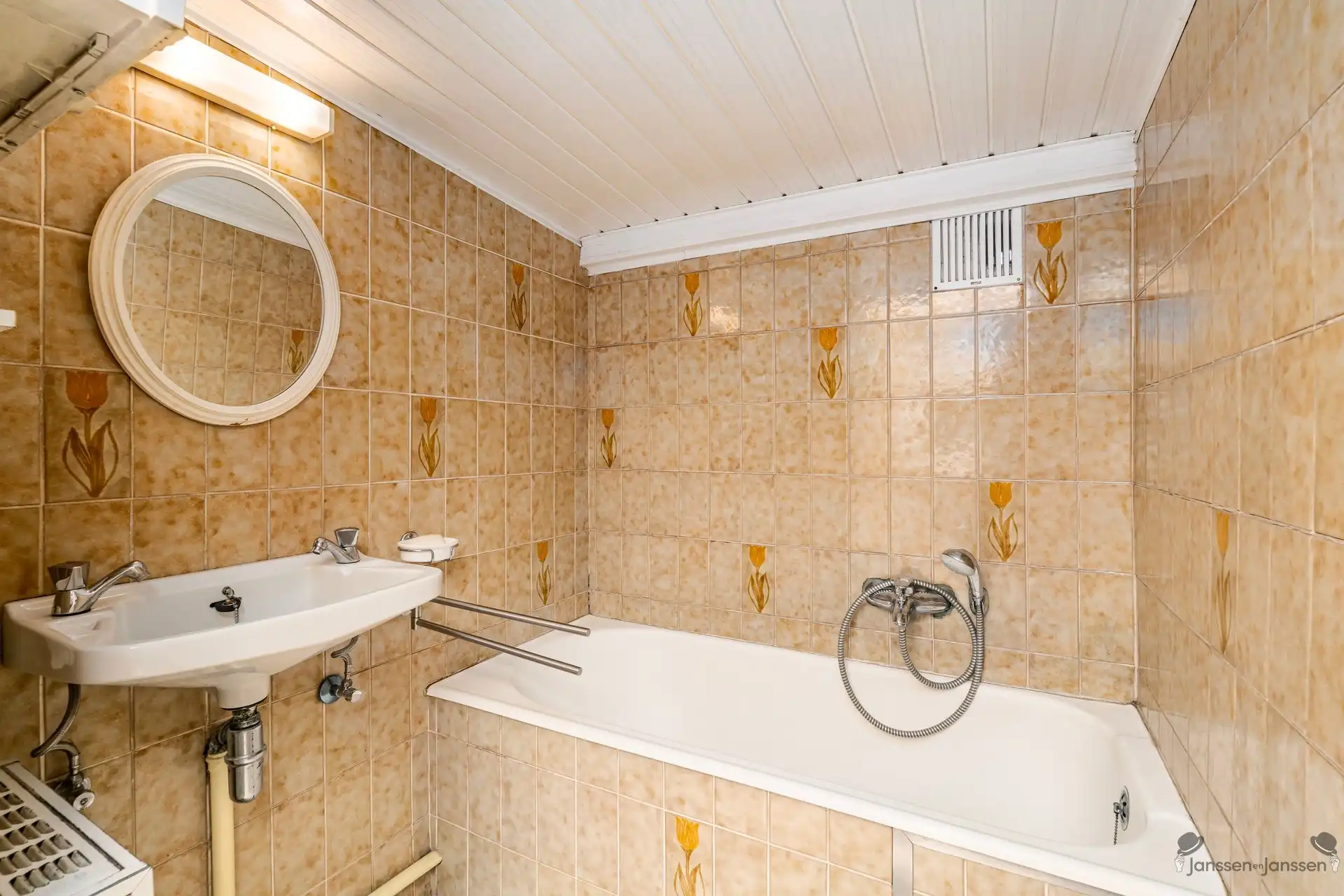 Te renoveren woning met 3 slaapkamers te Beerzel foto 10