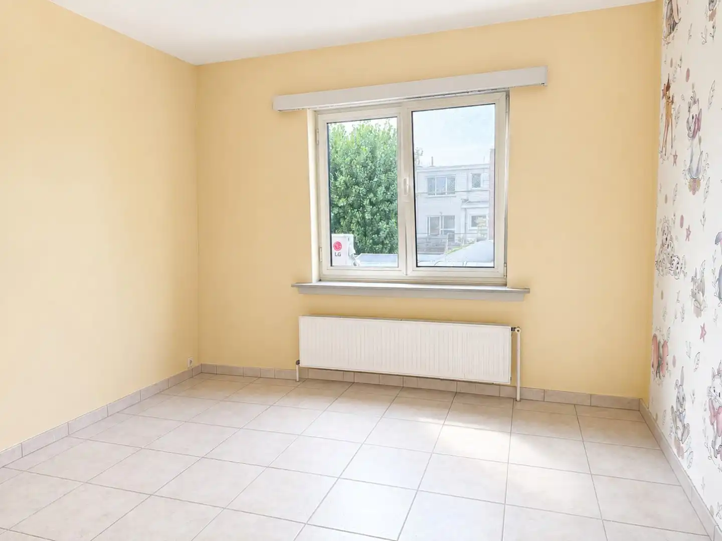 Hedendaags 2 slpk appartement met balkon foto 6