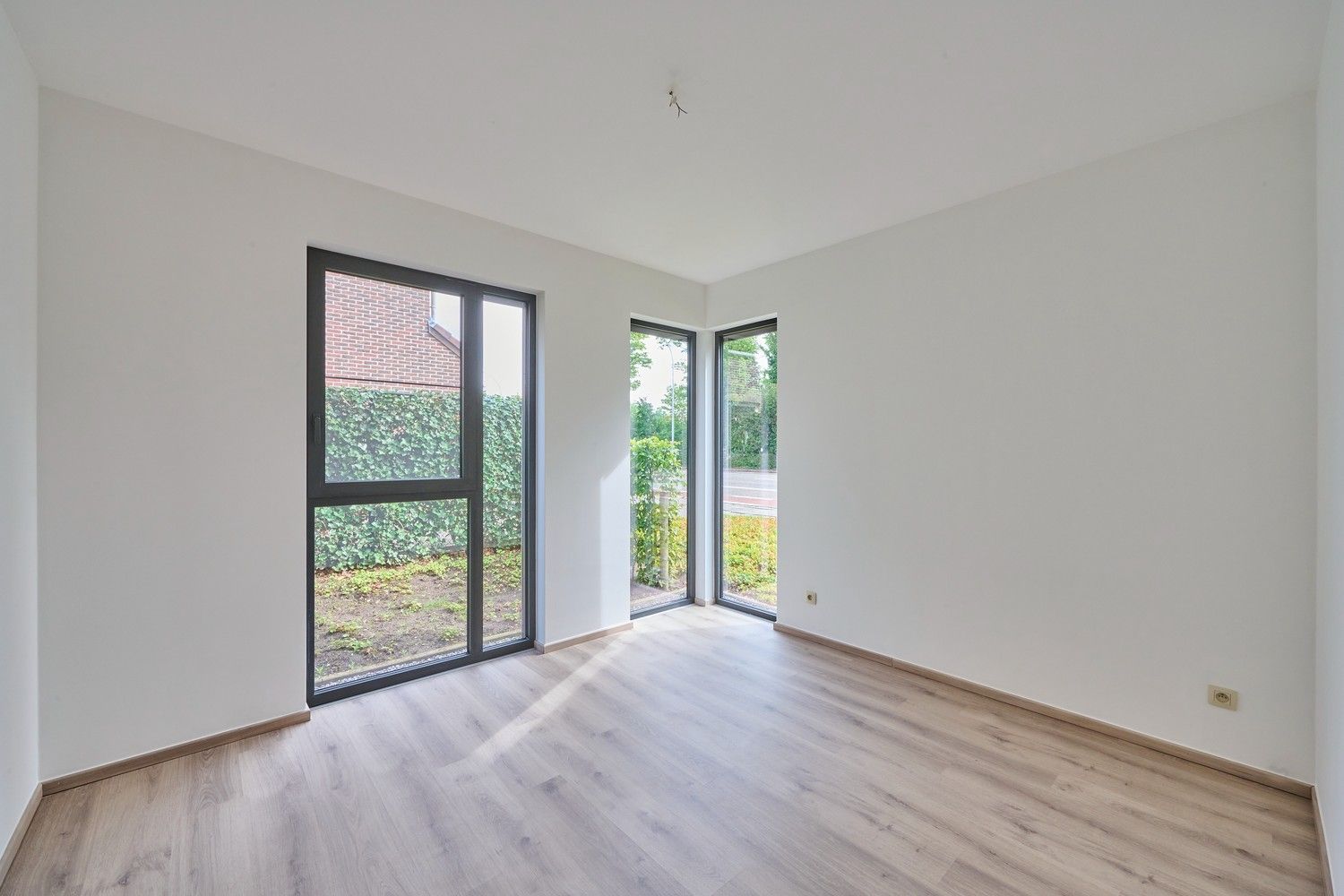 Stijlvol gelijkvloers appartement met zongerichte tuin - EPC 12! foto 12