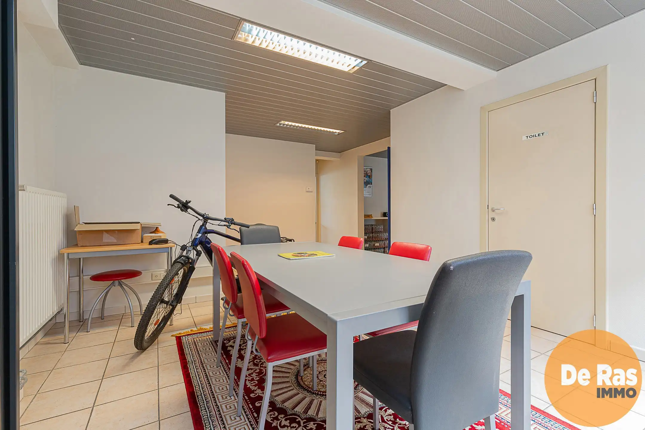 AALST- Woning met handelsruimte op centrale ligging foto 9