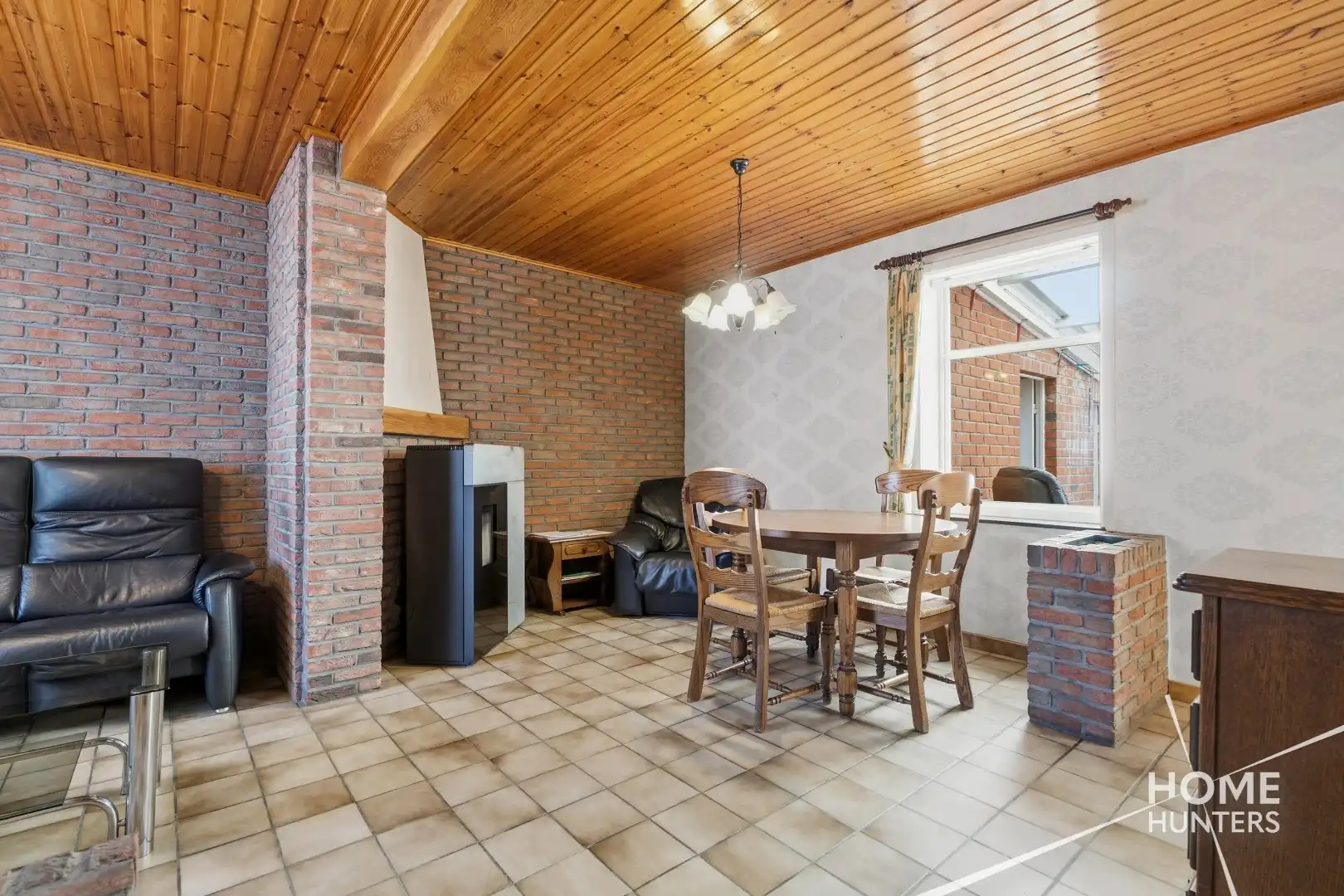Rustig gelegen woning met 3 slaapkamers, garage en gezellige tuin foto 4