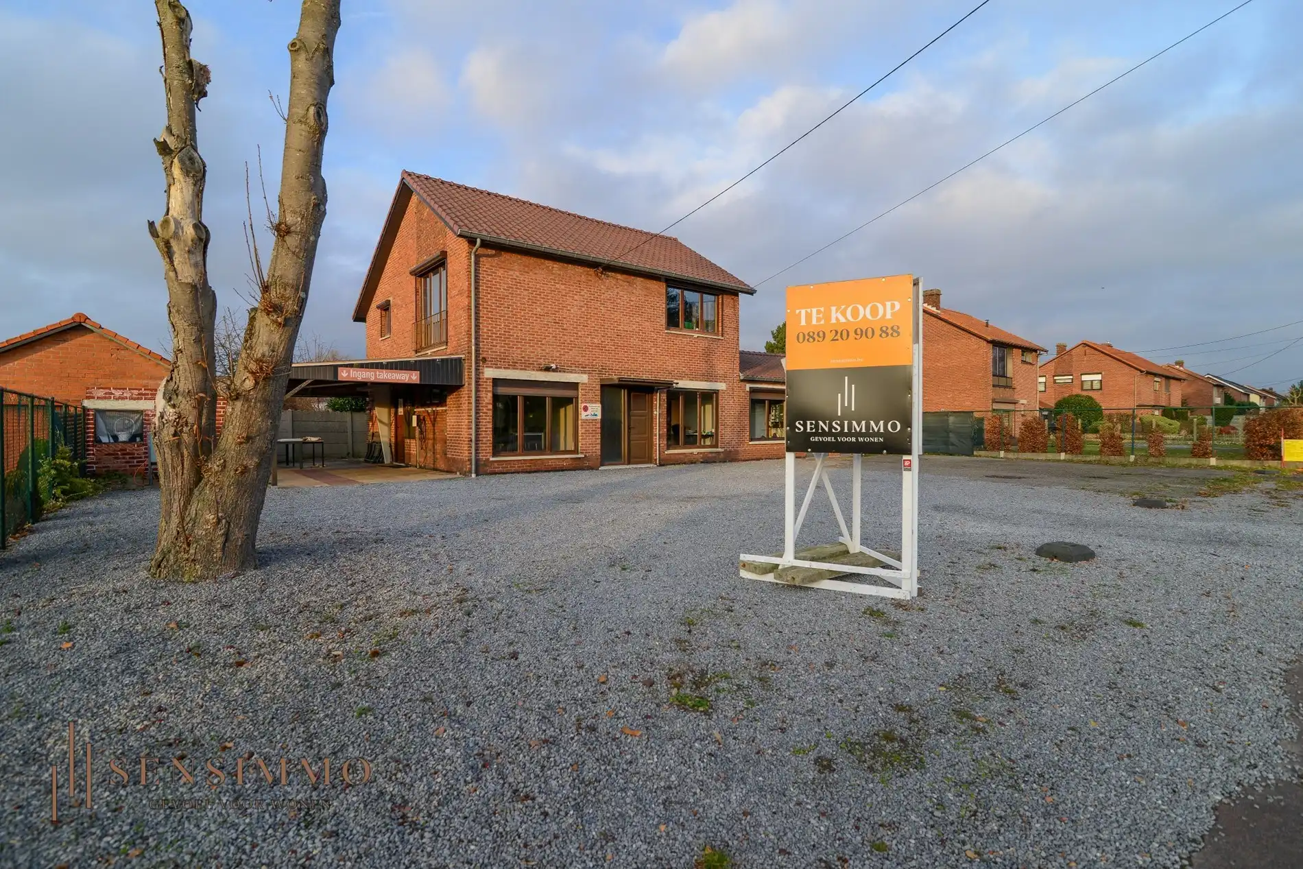 Ruime vrijstaande woning met 4 slaapkamers op 6a66 perceel te Boxbergheide Genk foto 2