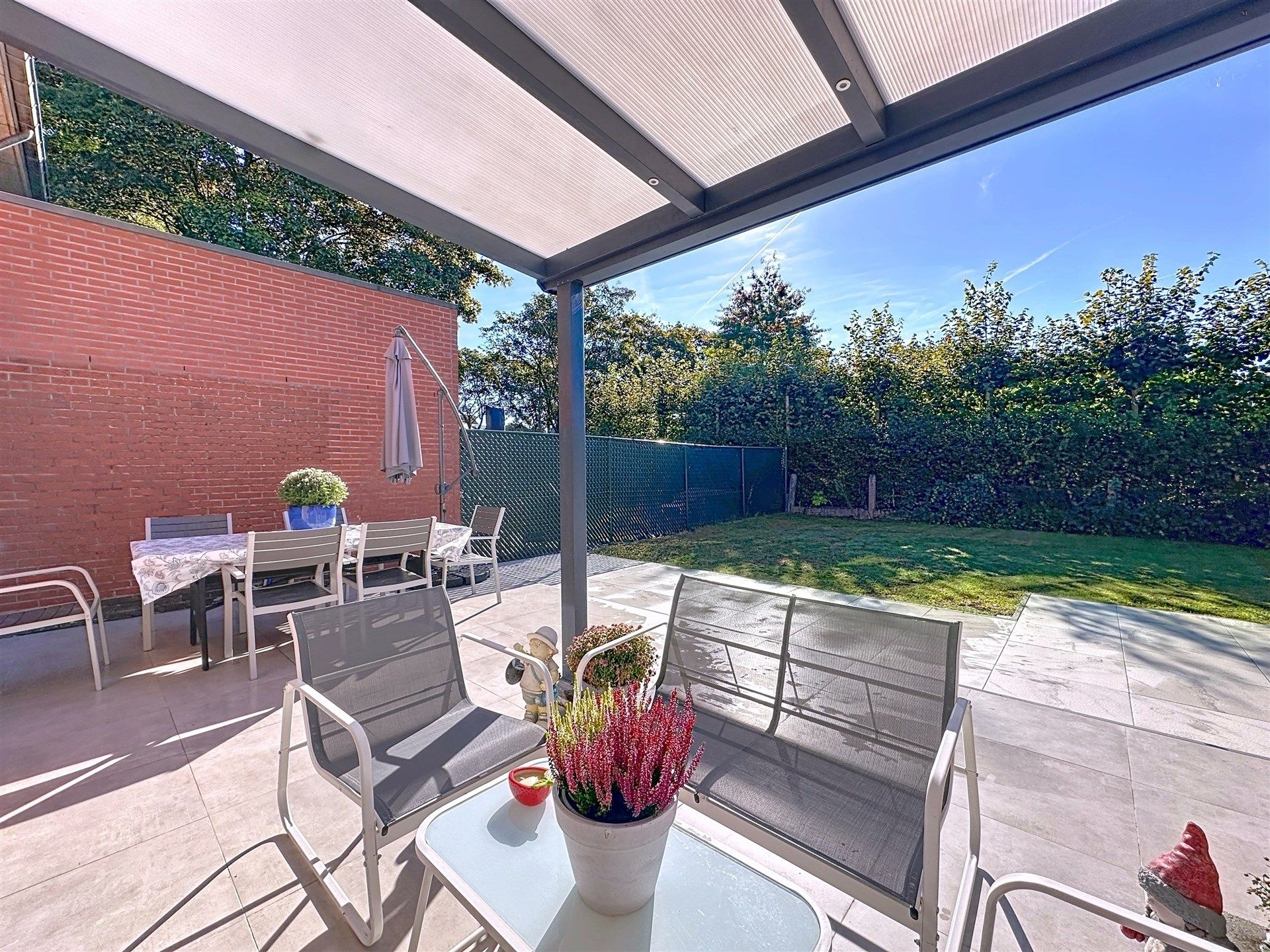 Instapklare woning met 4 slpks en garage in Nieuwkerken op perceel van 255m² foto 5