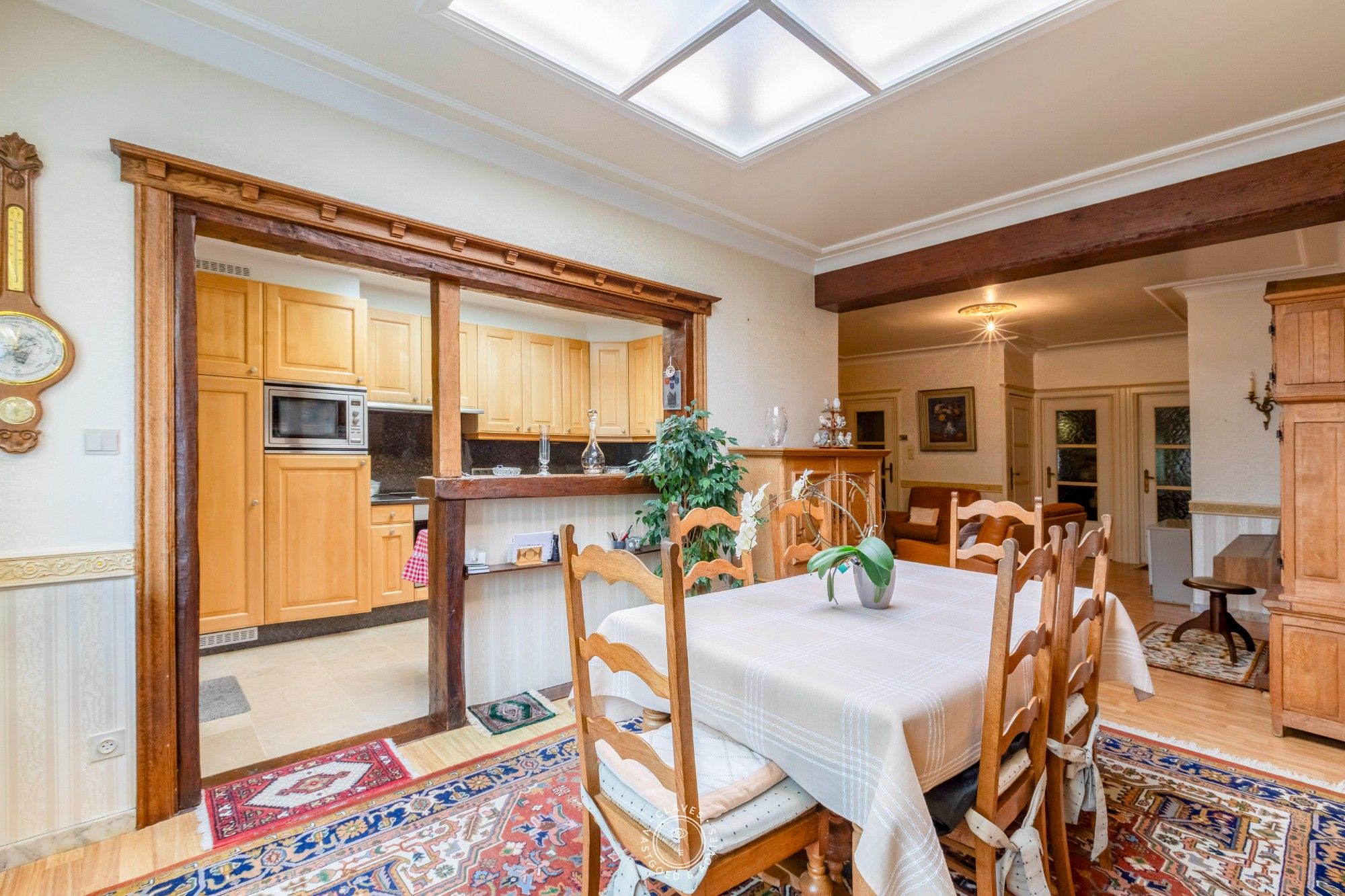 Ruime woning met garage en een prachtig uitzicht foto 6