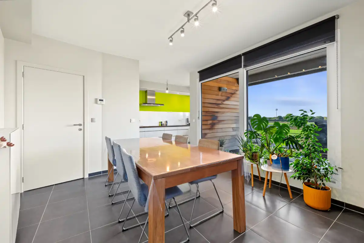 Energiezuinig en instapklaar appartement met garagebox foto 2