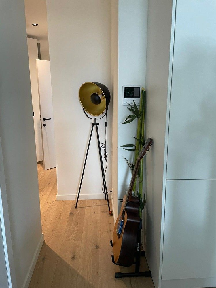 Zeer mooi en recent gerenoveerd één-slaapkamer appartement te Deurne. foto 2