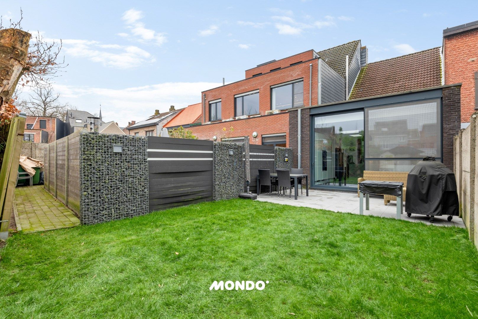 Gerenoveerde woning met 3 slaapkamers! foto 12