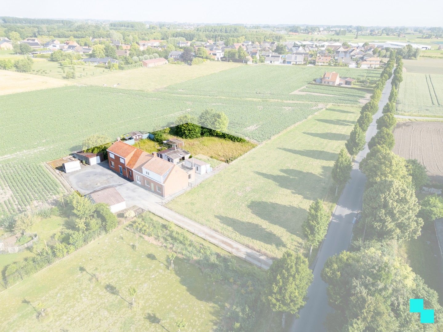 Landelijk te renoveren woning met verzichten foto 5