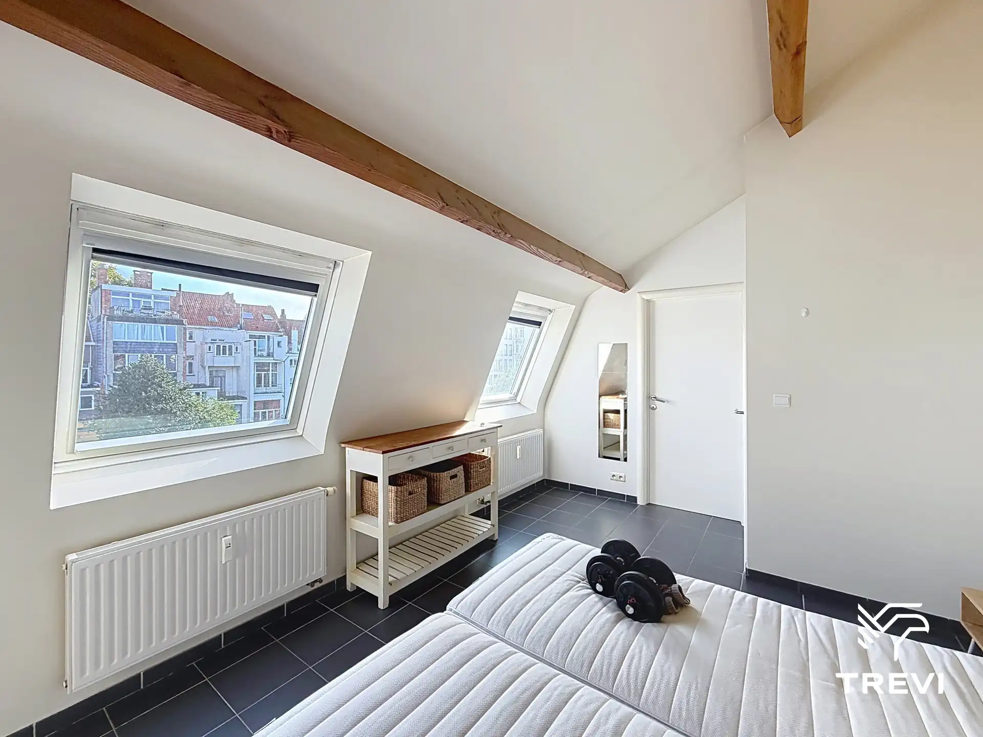 BRUSSEL – 1-slaapkamerappartement nabij de Europese wijk! foto 7