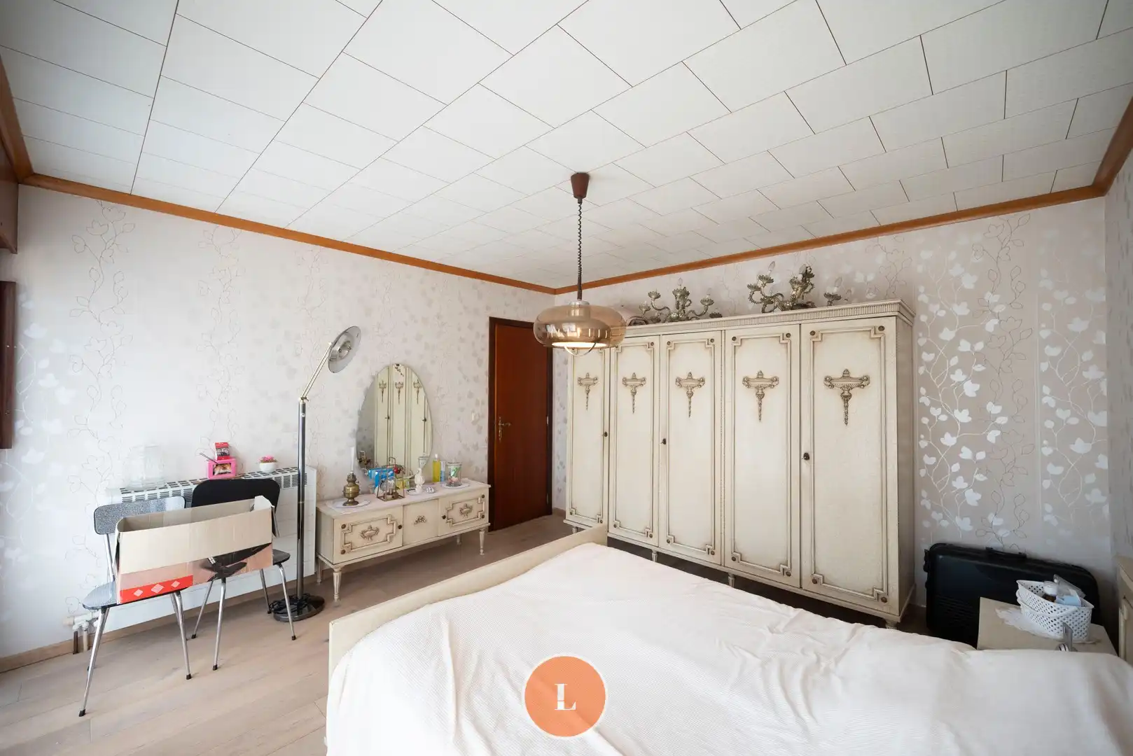 Te moderniseren bungalow met garage in rustige omgeving foto 14