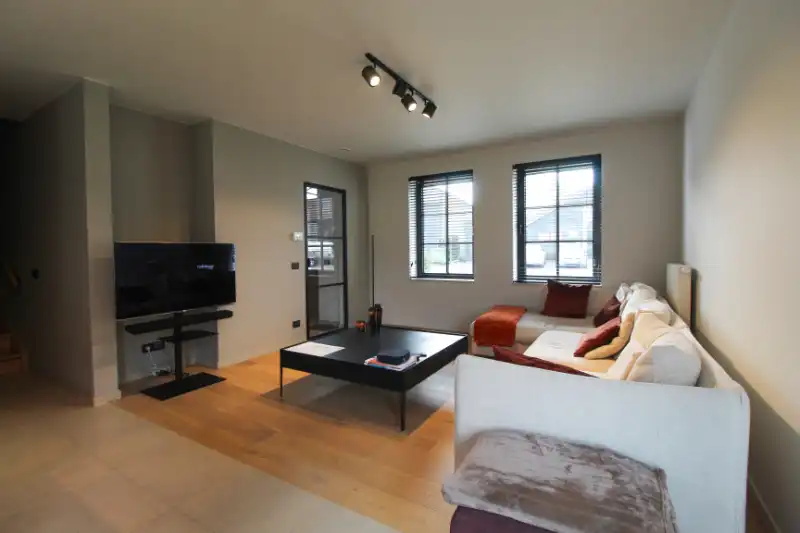 Uitzonderlijke woning te Izegem foto 6