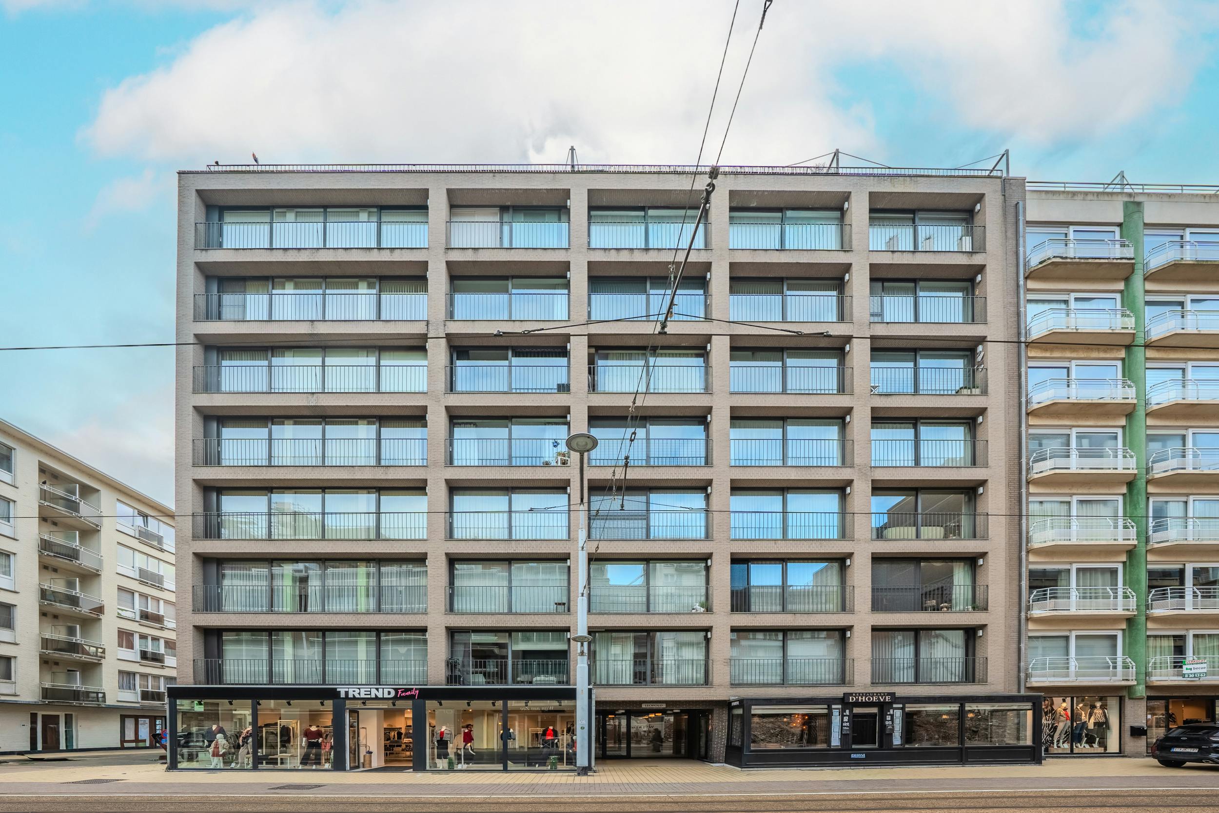 Lichtrijk duplex appartement met twee slaapkamers en groot terras! foto 15