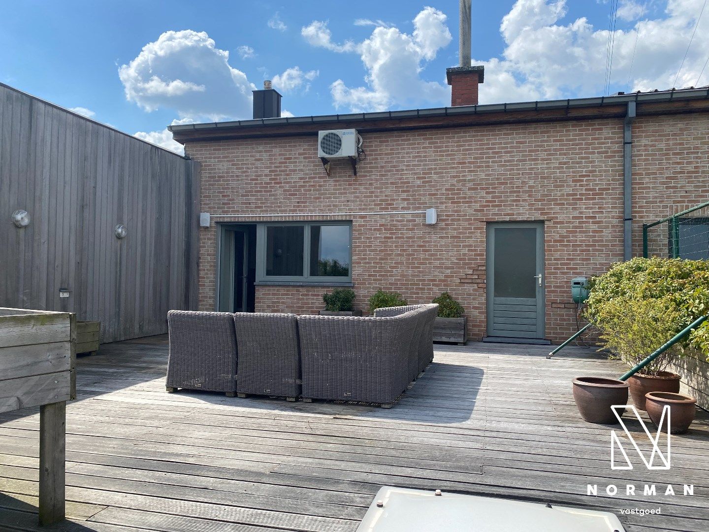 Duplex appartement met 3 slaapkamers, ruim en zonnig dakterras en garage foto 15
