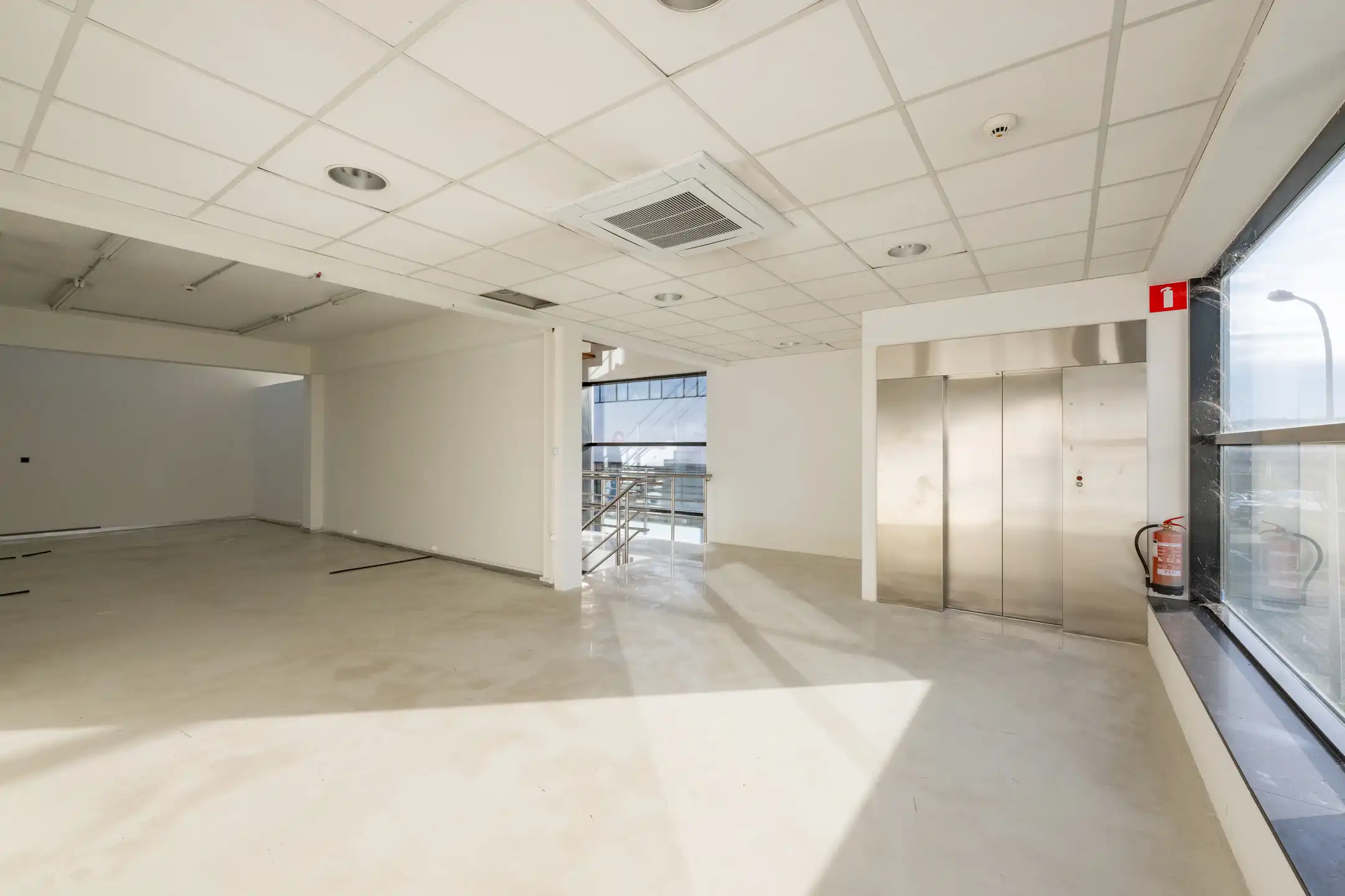 Kantoor te huur foto 15