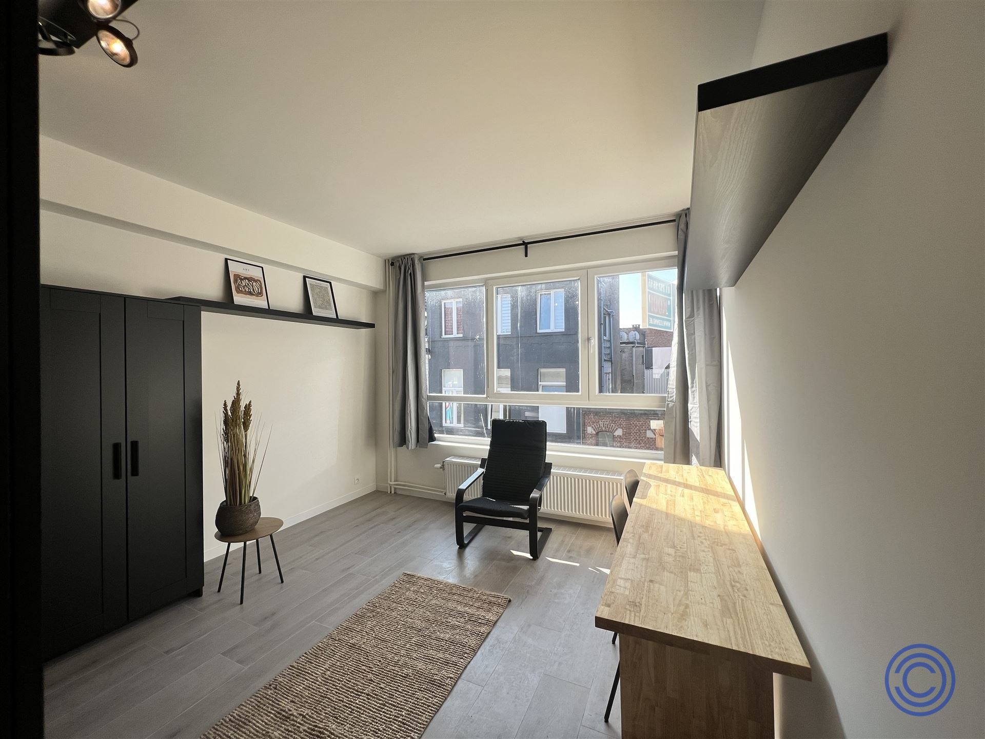 OPBRENGST:18 gerenoveerde studio's + kelder! foto 14