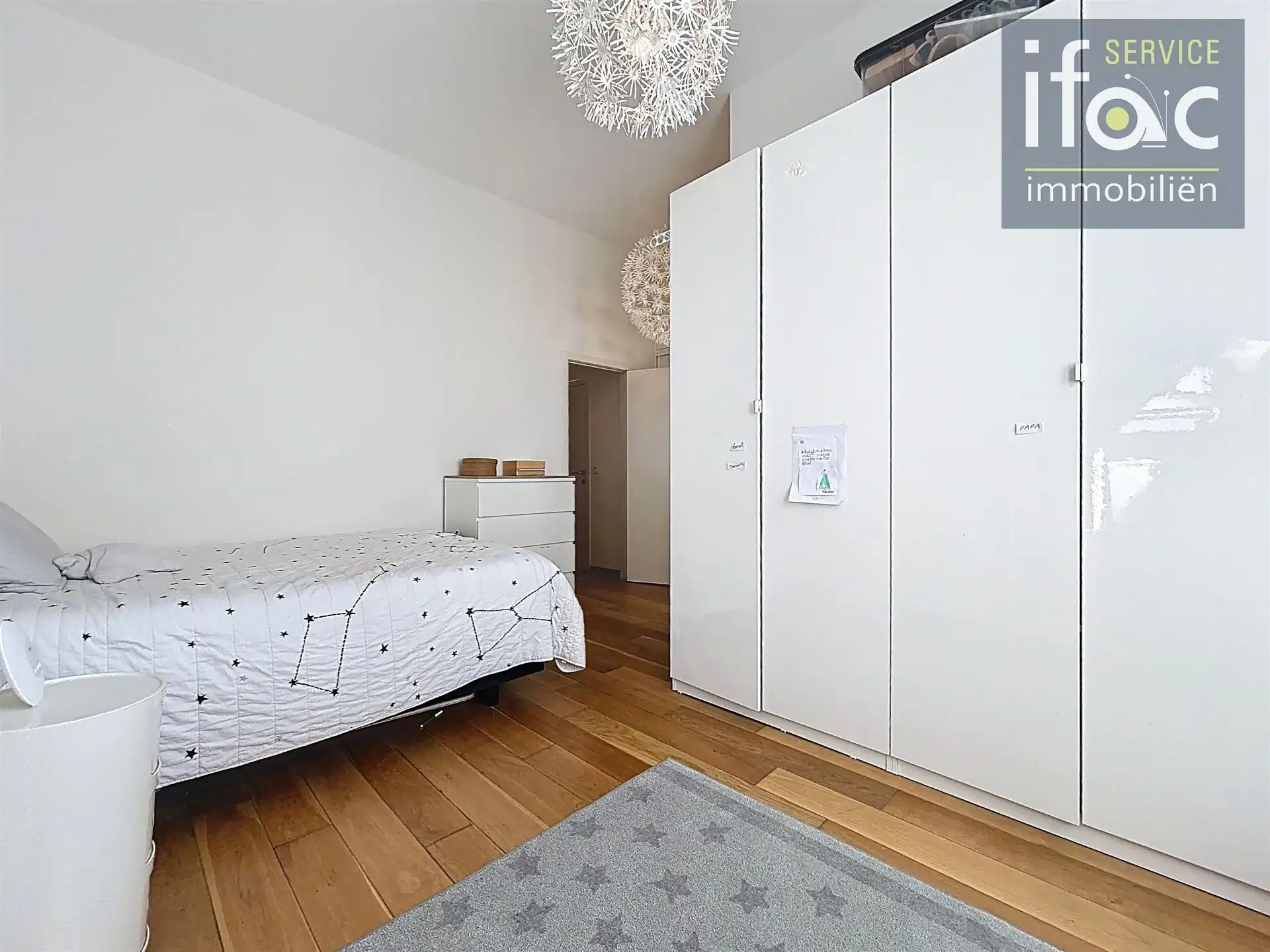 Uitstekend gelegen 1 slaapkamer appartement nabij NATO foto 9