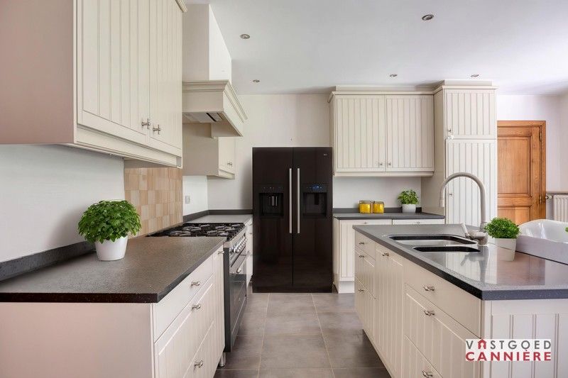 Landelijke woning met 3 slaapkamers en prachtige tuin TE KOOP in OOSTROZEBEKE! foto 9