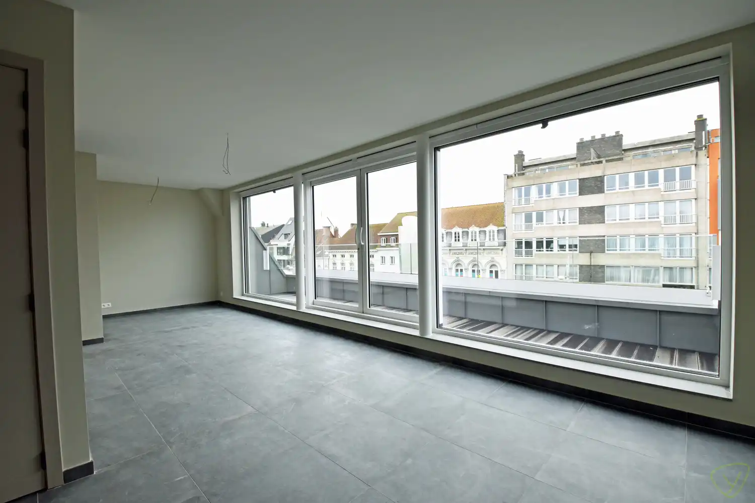 Prachtige nieuwbouwresidentie met een luxueuze afwerkingsgraad in het centrum van Eeklo! foto 2