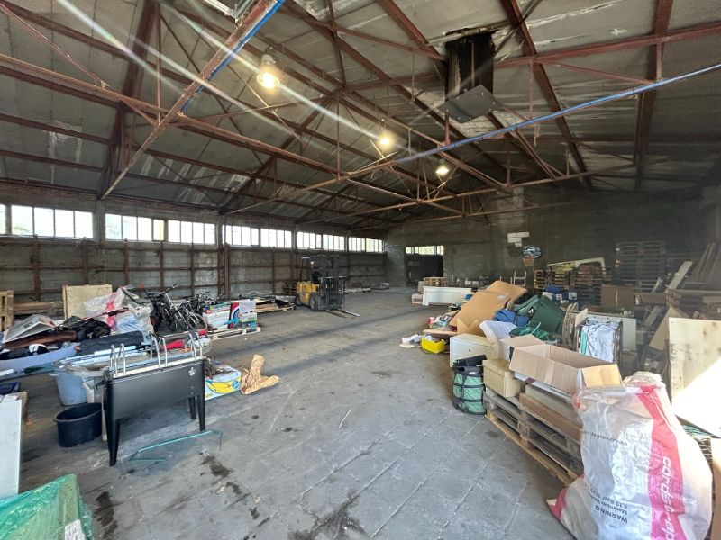 Ruime magazijn- of atelierruimte van 833 m² foto 6