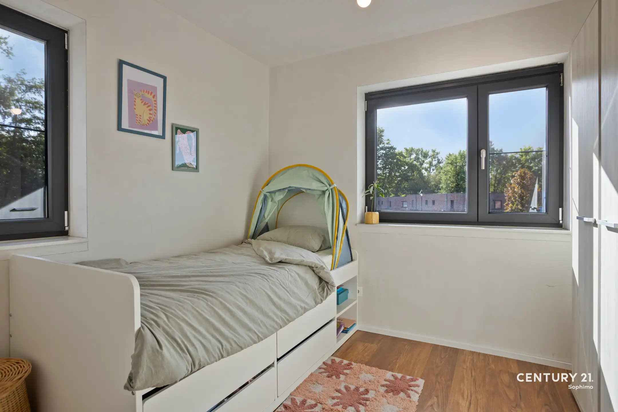 Recente, instapklare woning met 4 slaapkamers foto 20