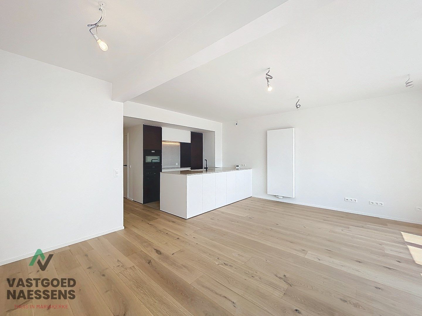 LUXUEUS GERENOVEERD 2 SLPK APP MET TERRAS EN ZEEZICHT foto 10