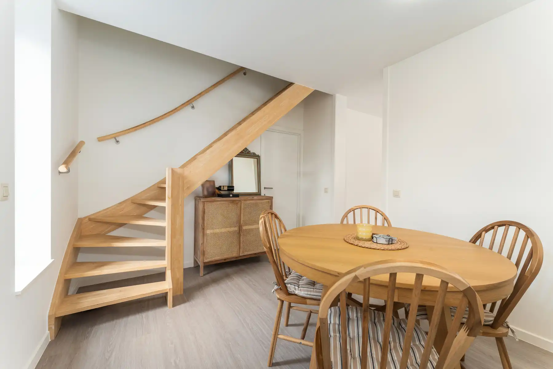  Polyvalente kantoorruimte en 2 appartementen foto 34