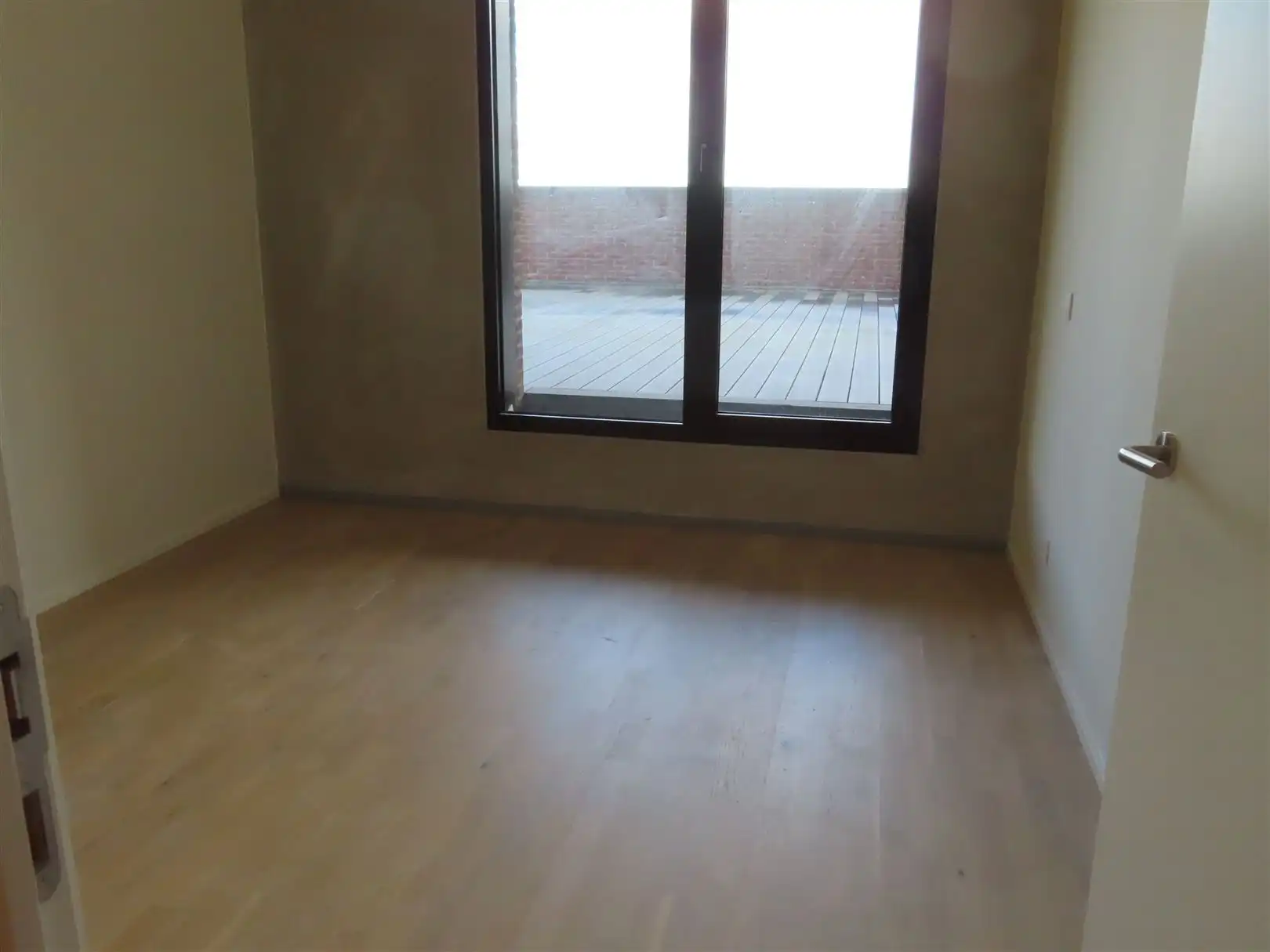 Loft appartement (187m²) met terras (120m²) & parking! foto 15